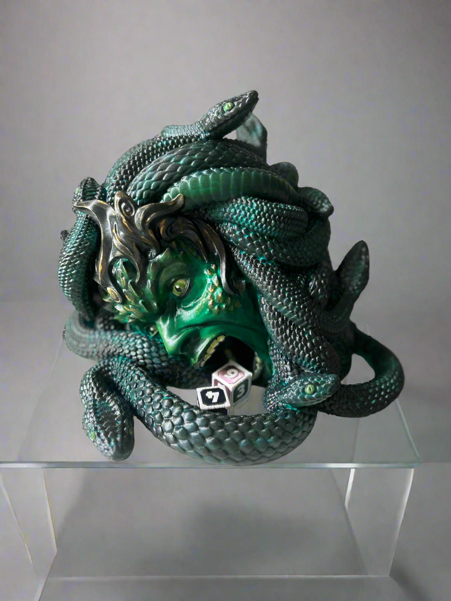 Madusa Dice Tower